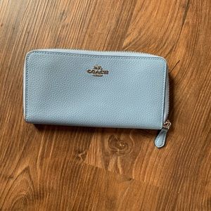Coach Accordion zip wallet!